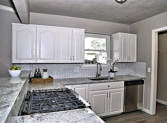 3rd image of 1262 E 140th St