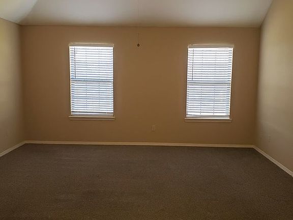 2nd image of 1510 N 24th St