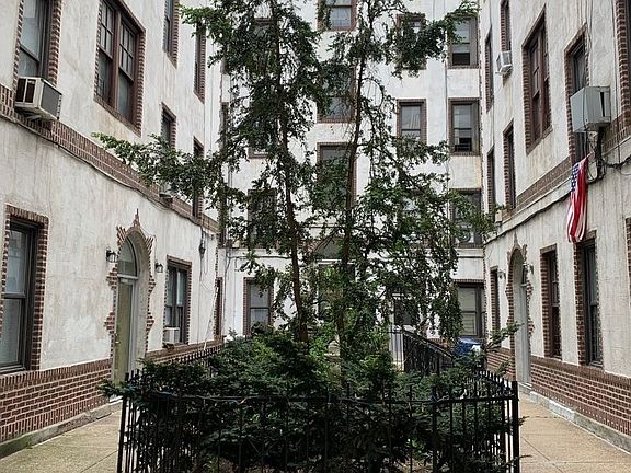 2nd image of 1040 Bushwick Ave #C31