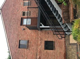 708 Meadow Woods Ln, Lawrence Township, NJ 08648