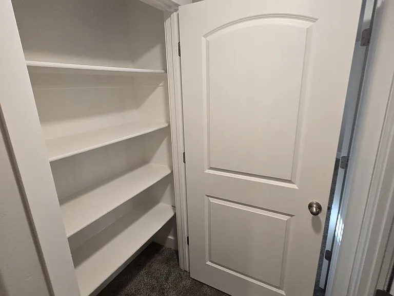 1481 N Arcadia Dr — Photo 9