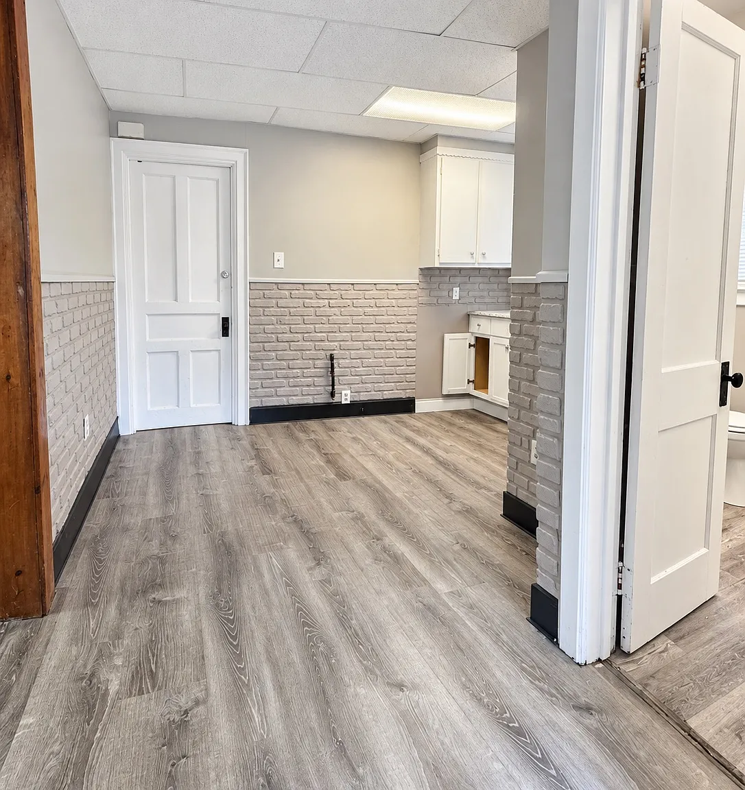 1 bed, 880 sqft, $950 — Photo 1