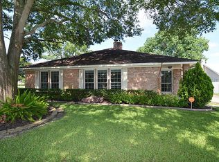 7211 Quail Field Dr, Houston, TX 77095
