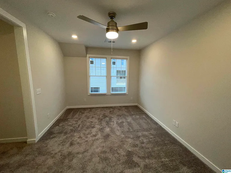 4783 Silas Ave — Photo 4