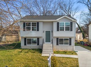 923 57th Pl, Fairmount Heights, MD