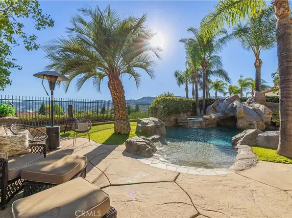 27620 Muir Grove Way, Castaic, CA 91384