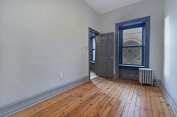 Rented by Compass | media 10