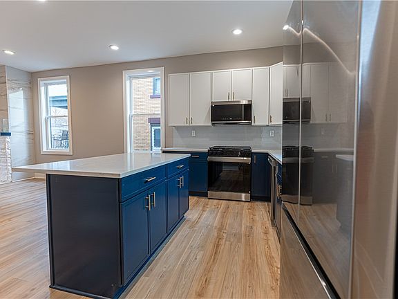 3rd image of 109 S Harrison Ave