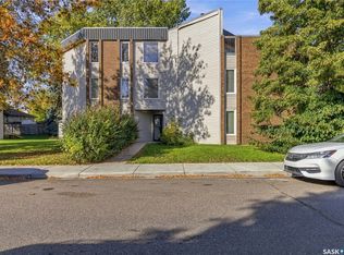 302 Tait Crescent #303, Saskatoon, SK S7H 5L2