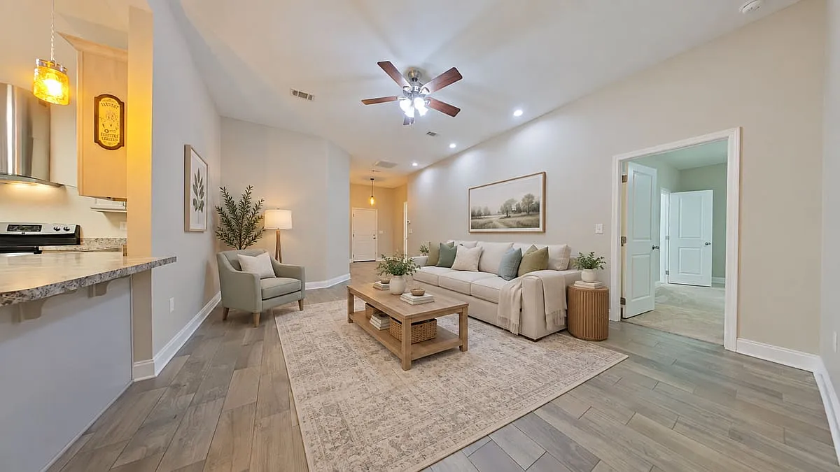 427 Howard Street — Photo 3