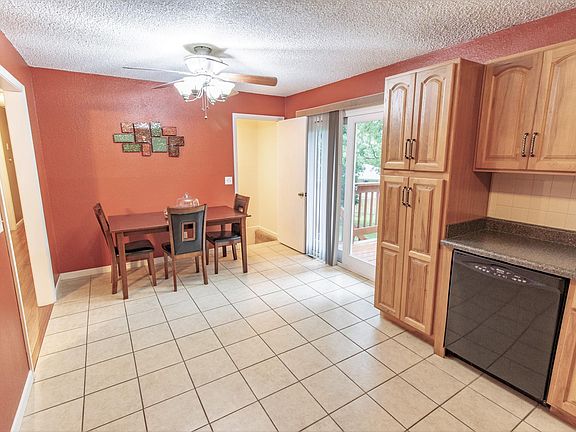 3rd image of 2212 SW Keystone Pl
