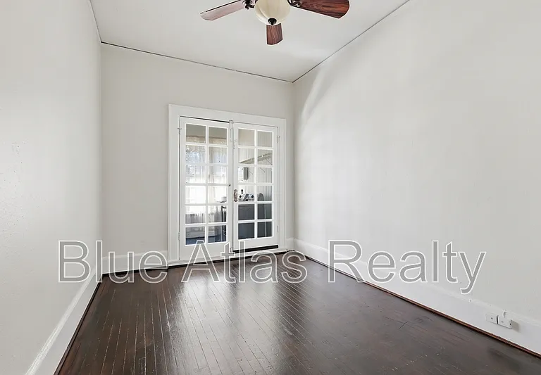 4914 Victor St #3 — Photo 14