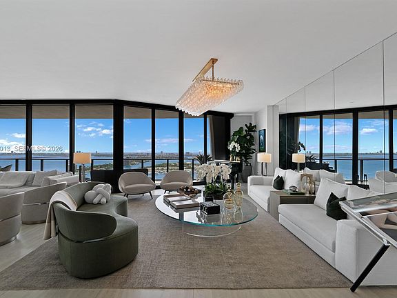 5th image of 1000 Biscayne Blvd #3402