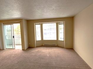 815 S Cowley St APT 77, Spokane, WA 99202