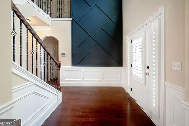 75 Village Park Dr — Photo 2