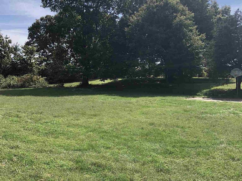 1st image of 751 E County Road 700 S