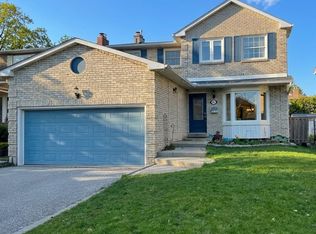 112 Krieghoff Ave, Markham, ON L3R 1V9