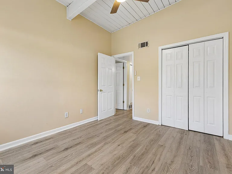4901 Americana Dr #204 — Photo 18