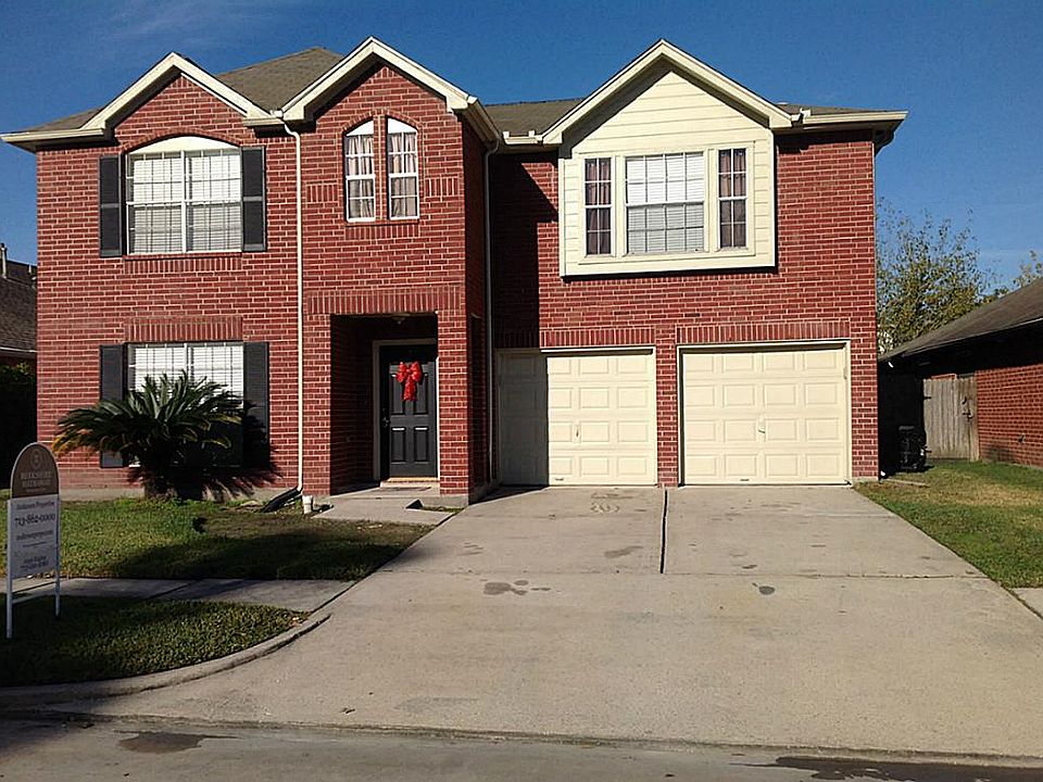 1st image of 26899 Regency Pines Dr