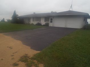 325 State Route 78 N, Stockton, IL 61085
