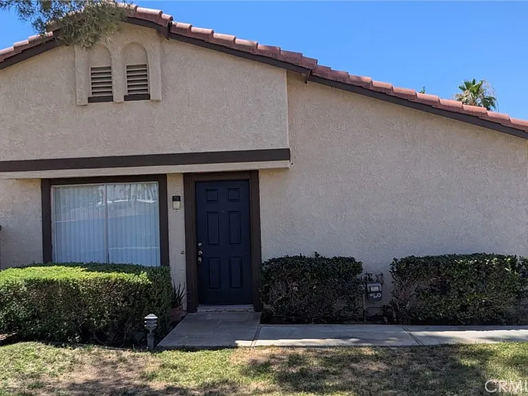 43378 Martini Ct #B — Photo 4