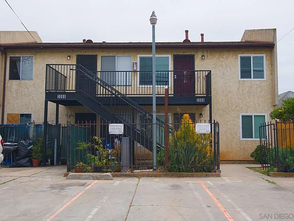 2nd image of 3086 Main St #3
