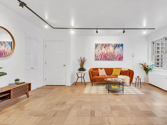 3rd image of 159 W 53rd St APT 30A