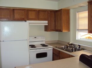 10552 S Walden Pkwy APT 1E, Chicago, IL 60643
