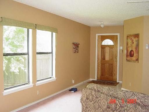3rd image of 8246 VALLEY TRAILS