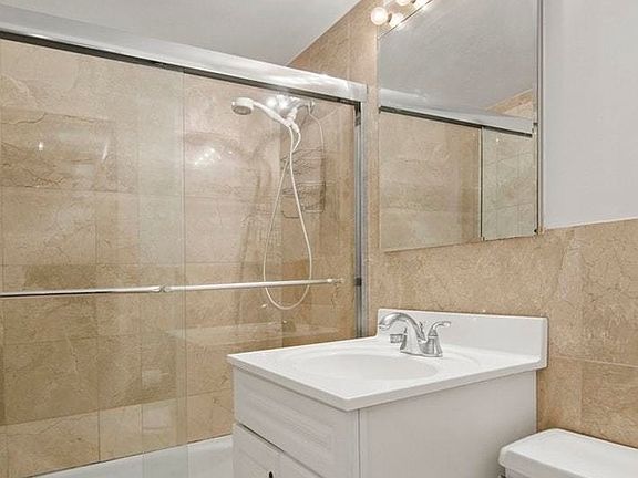 5th image of 65 W 55th St APT 10J