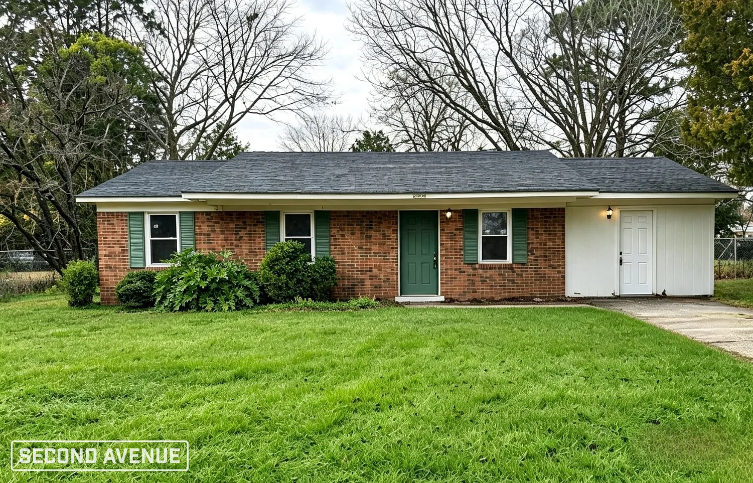 3 bed, 1.0 bath, 1253 sqft, $1,095 — Photo 1