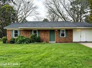 6526 Amanda Cir, Fayetteville, NC 28304