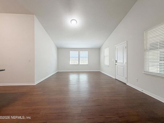 4th image of 2041 PAYNE Avenue