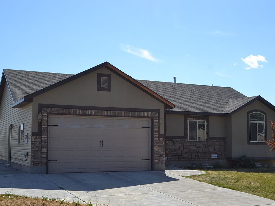 1st image of 2260 N Edmiston Dr