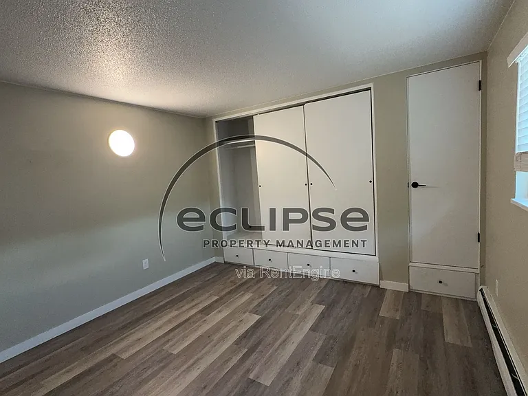 Summit View Apartments — Photo 174