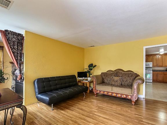 2nd image of 4312 Hyland Ave