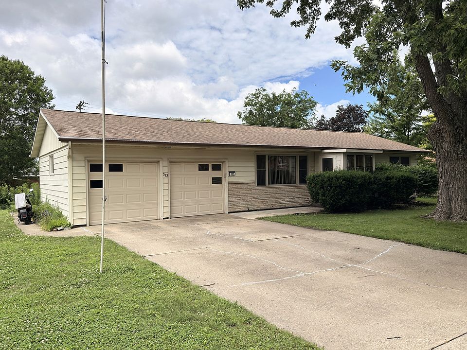 1st image of 315 Mecherle Dr