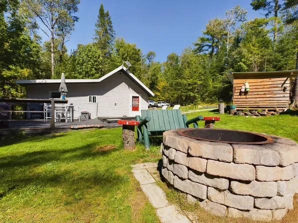 700 Wellington Road, Parkman, ME 04443