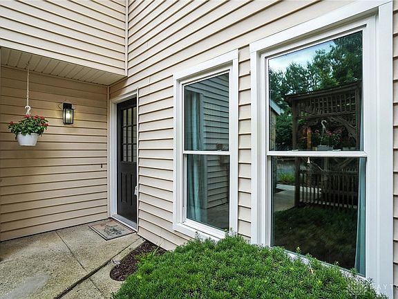 4th image of 8052 Timberlodge Trl W