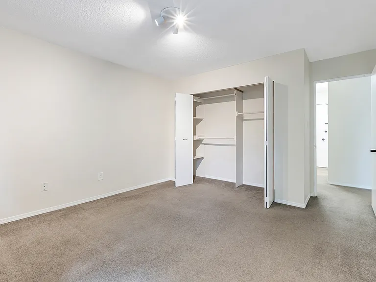 549 Dansey Ave #121 — Photo 25