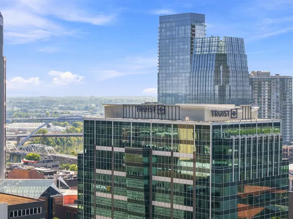 555 Church St APT 2103, Nashville, TN 37219