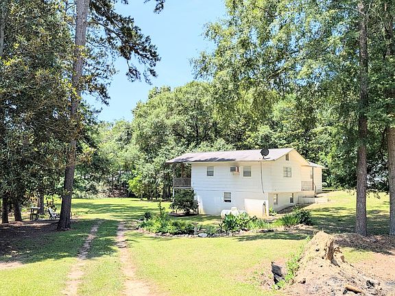4th image of 1002 Lake Front Dr