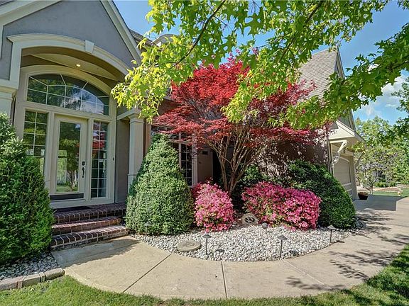 4th image of 2503 Lake Breeze Dr