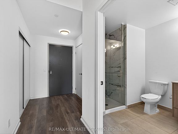 3rd image of 32 Forest Manor Rd Unit 1809