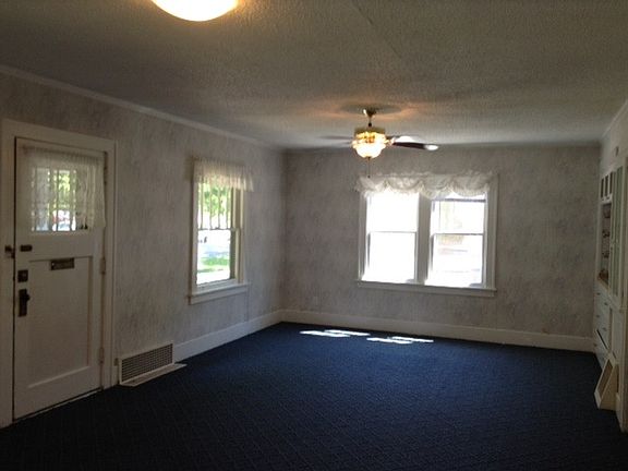 4th image of 619 E Beckwith Ave