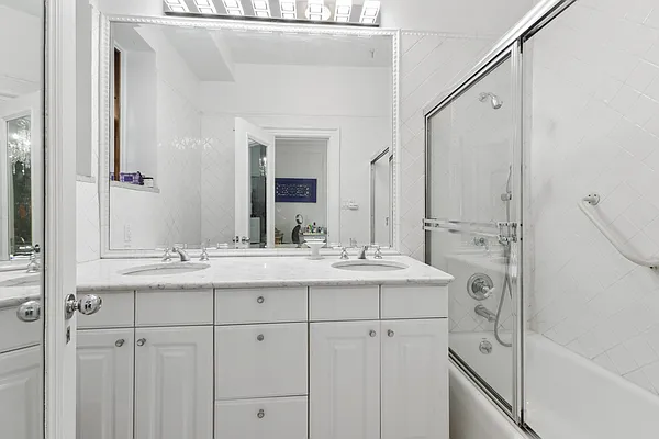 Rented by Douglas Elliman | media 13