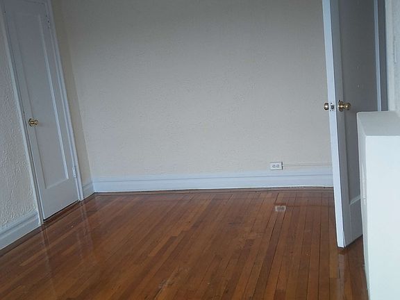 4th image of 12 Seaman Ave APT 3L