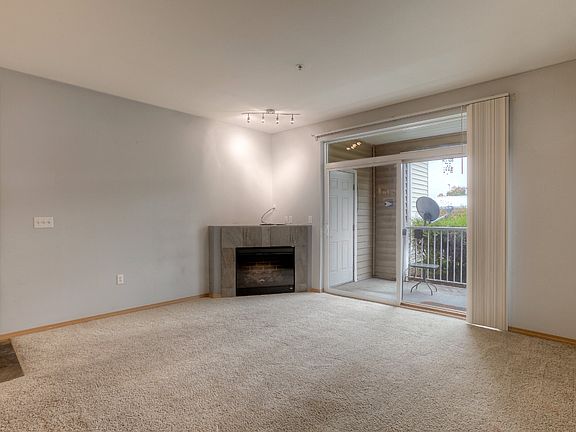 2nd image of 10003 186th St E Unit 125