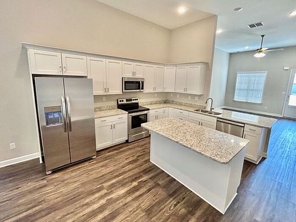 3rd image of 8759 Kennesaw Dr