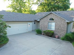 1986 Vine St, Saint Clair, MI 48079